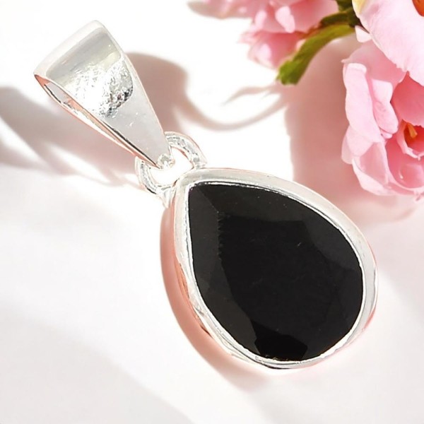 Pendentif Onyx Noire